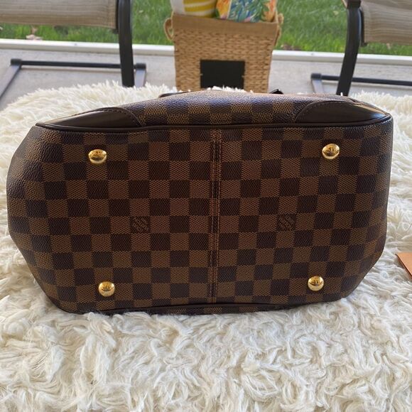 LOUIS VUITTON Authenticated Damier Ebene Verona MM Bag - Picture 9 of 16